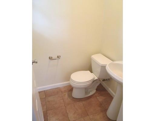 51 Crescent St, Lowell, MA 01851 photo 10