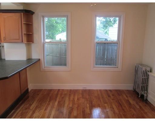 51 Crescent St, Lowell, MA 01851 photo 6