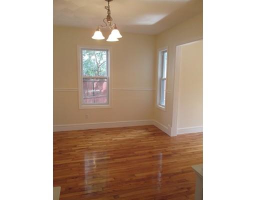 51 Crescent St, Lowell, MA 01851 photo 7