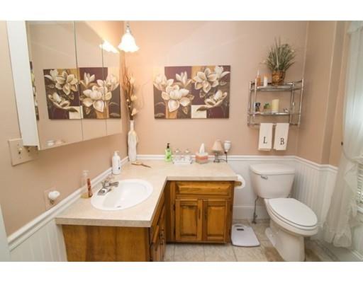 75 Penrose St, Springfield, MA 01109 photo 16