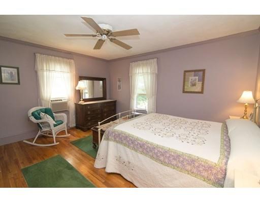 75 Penrose St, Springfield, MA 01109 photo 13