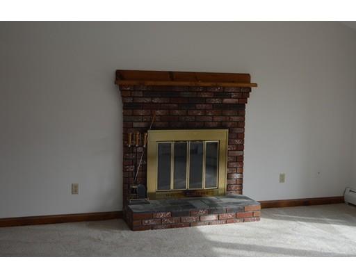 8 Quaker Rd, Jefferson, MA 01522 photo 18