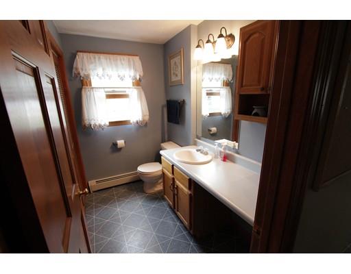 15 Nelson St, Upton, MA 01568 photo 18