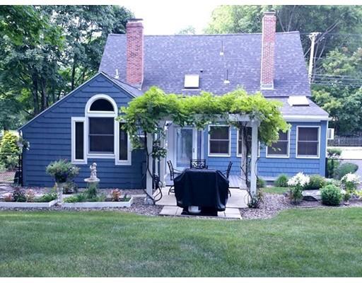 105 Salem St, Reading, MA 01867 photo 5