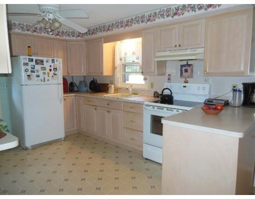 11 Pineview Rd, Sterling, MA 01564 photo 4