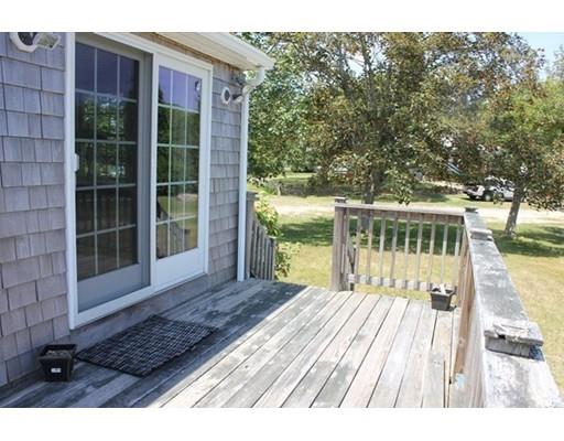 6 Valley Rd, Buzzards Bay, MA 02532 photo 4