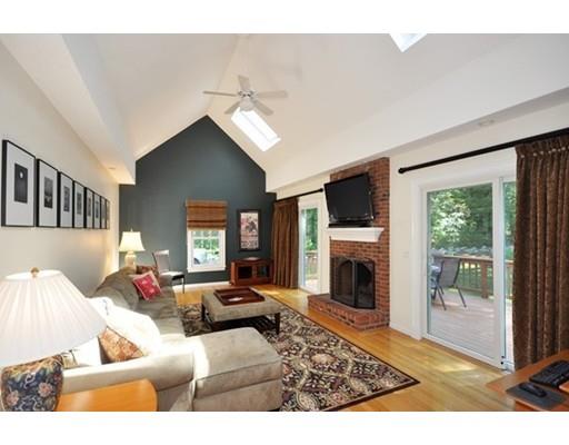 122 Nonset Path, Acton, MA 01720 photo 10