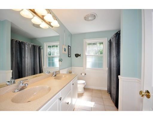 122 Nonset Path, Acton, MA 01720 photo 16