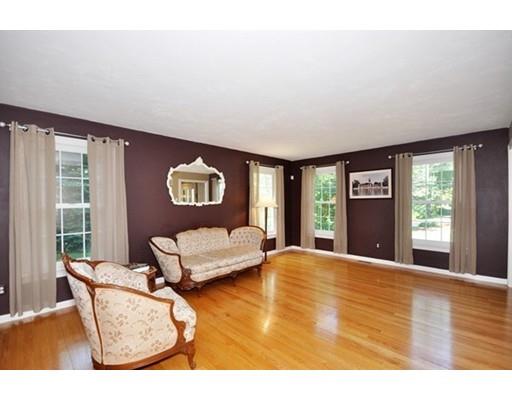 122 Nonset Path, Acton, MA 01720 photo 4