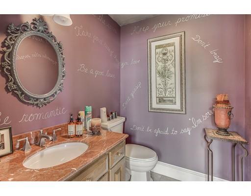 35 Bates St, Danvers, MA 01923 photo 9