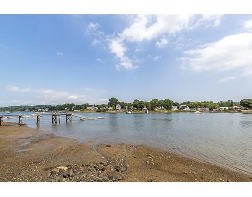 35 Bates St, Danvers, MA 01923 photo 2