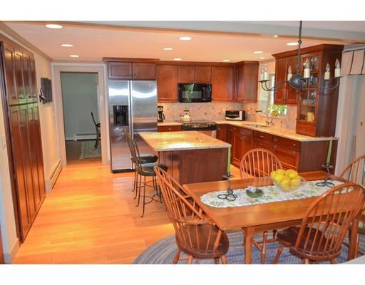 11 Olde Lantern Rd, Acton, MA 01720 photo 4