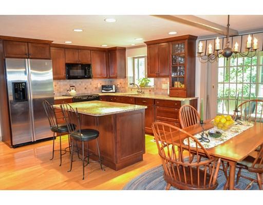 11 Olde Lantern Rd, Acton, MA 01720 photo 2