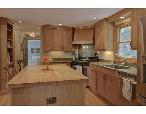 5 Pierce Ln, Upton, MA 01568 photo 8