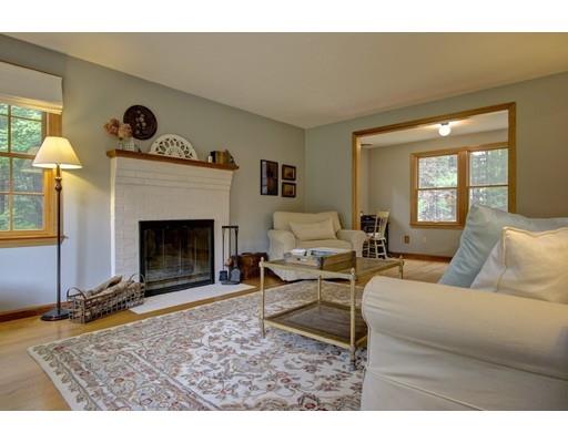 5 Pierce Ln, Upton, MA 01568 photo 15