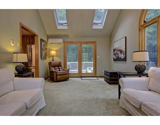 5 Pierce Ln, Upton, MA 01568 photo 13
