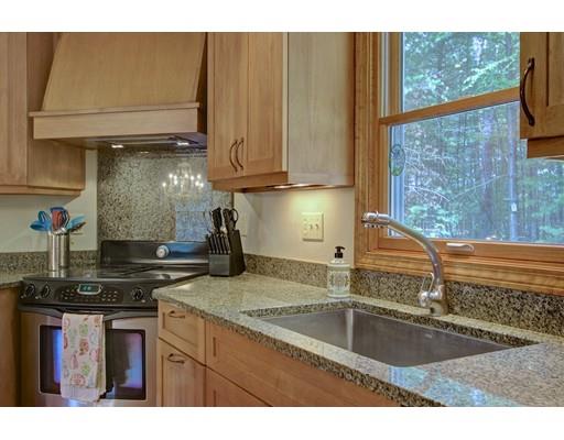 5 Pierce Ln, Upton, MA 01568 photo 9