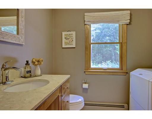 5 Pierce Ln, Upton, MA 01568 photo 10