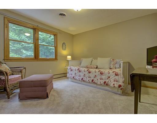5 Pierce Ln, Upton, MA 01568 photo 23