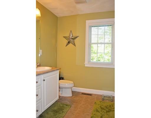 5 Mockingbird Ln, Dracut, MA 01826 photo 12