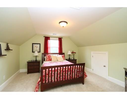 77 Woodledge Rd, Needham, MA 02492 photo 16