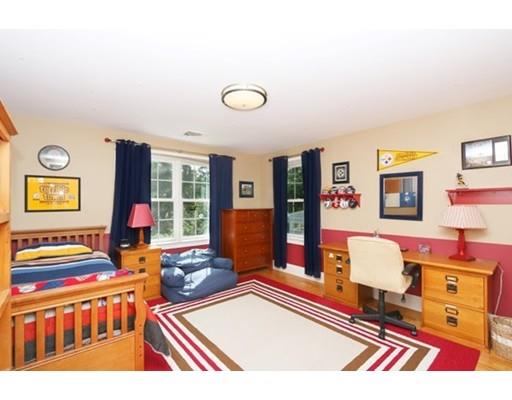 77 Woodledge Rd, Needham, MA 02492 photo 13