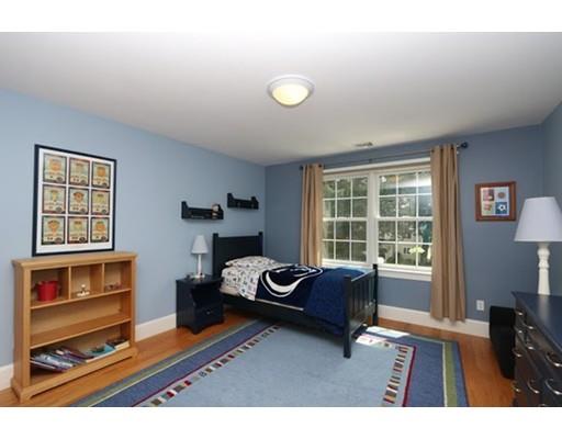 77 Woodledge Rd, Needham, MA 02492 photo 14