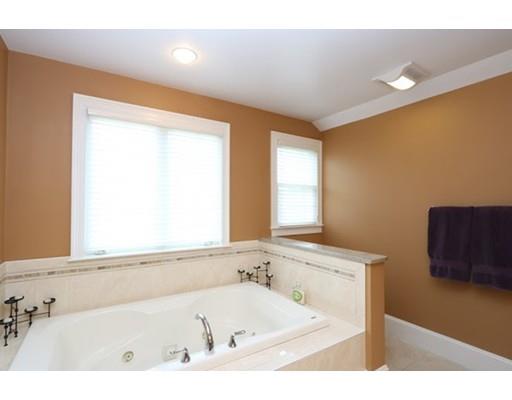 77 Woodledge Rd, Needham, MA 02492 photo 11