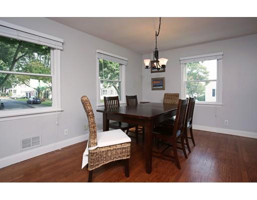 9 Mead St, Danvers, MA 01923 photo 4