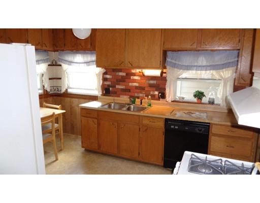 13 Barrows Rd, Worcester, MA 01609 photo 6