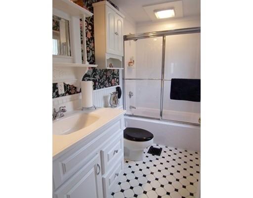 7 Marsh Ave, Beverly, MA 01915 photo 9