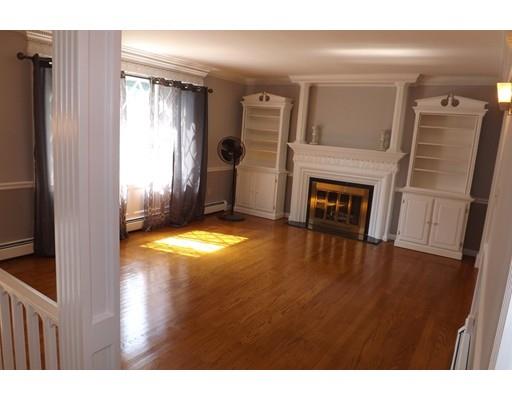 32 Elnora Dr, Worcester, MA 01606 photo 4