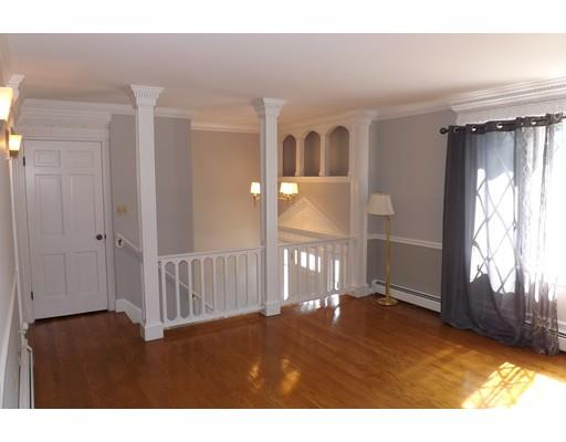 32 Elnora Dr, Worcester, MA 01606 photo 3