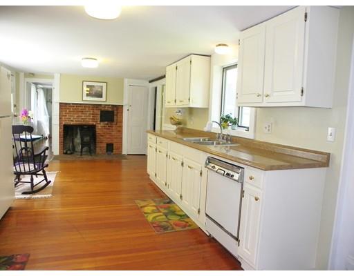 98 Elm St, Georgetown, MA 01833 photo 4