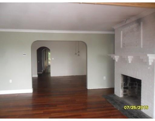 8 Ledgemont Ave, Gloucester, MA 01930 photo 9
