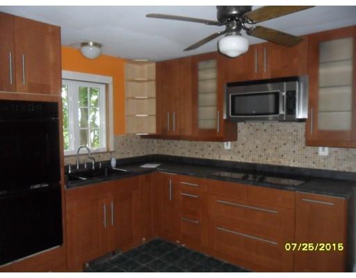 8 Ledgemont Ave, Gloucester, MA 01930 photo 4