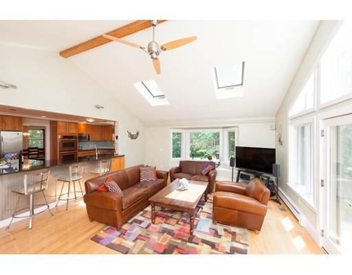 8 Sioux Dr, Canton, MA 02021 photo 9