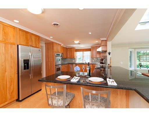 8 Sioux Dr, Canton, MA 02021 photo 4