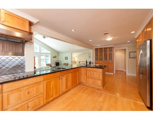 8 Sioux Dr, Canton, MA 02021 photo 6