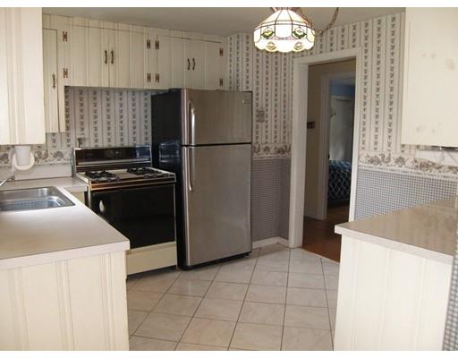 19 Walnut St, Danvers, MA 01923 photo 11