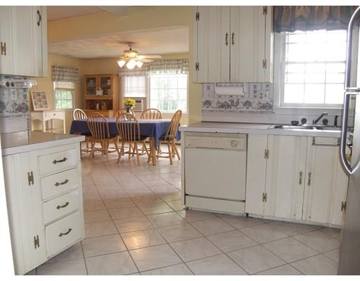 19 Walnut St, Danvers, MA 01923 photo 10