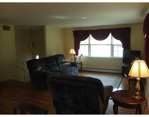 19 Walnut St, Danvers, MA 01923 photo 5