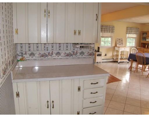 19 Walnut St, Danvers, MA 01923 photo 12