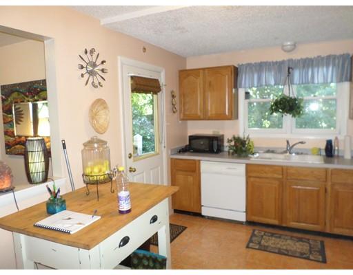 28 Blithewood Ter, Worcester, MA 01604 photo 4