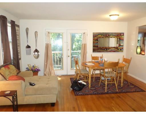 28 Blithewood Ter, Worcester, MA 01604 photo 2