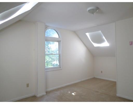 28 Blithewood Ter, Worcester, MA 01604 photo 5