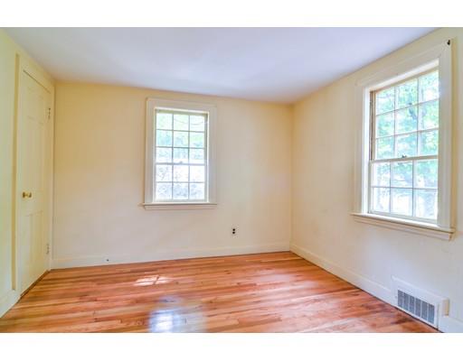 8 Rolling Ln, Natick, MA 01760 photo 12