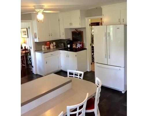 10 Ridgeway Cir, Springfield, MA 01118 photo 15