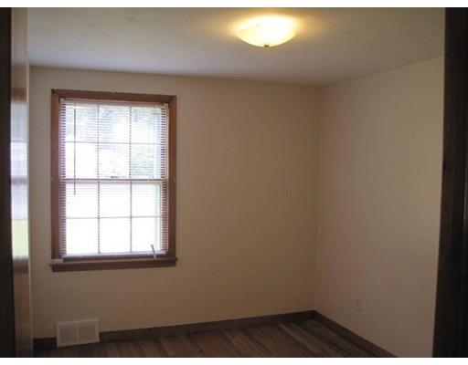 193 Westbrook Dr, Springfield, MA 01129 photo 7
