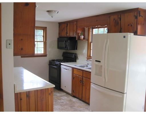 193 Westbrook Dr, Springfield, MA 01129 photo 14